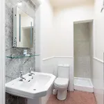 בית הארחה Royal Discovery 3*