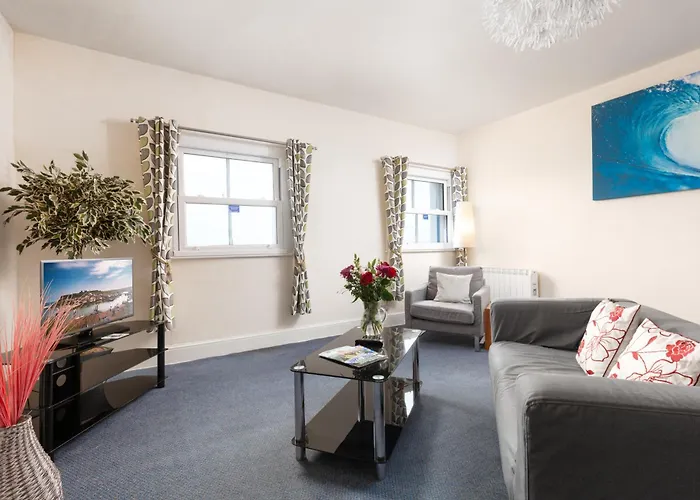 Royal Discovery Guest house 2*