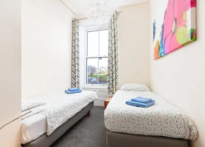 Guest house Royal Discovery Whitby