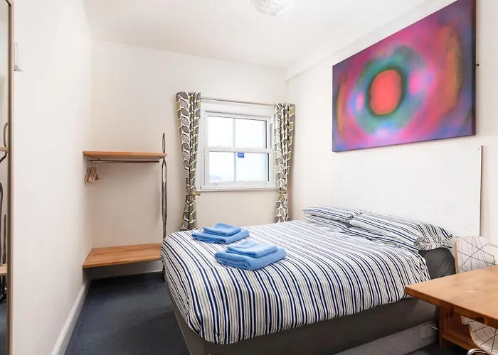 Guest house Royal Discovery Whitby